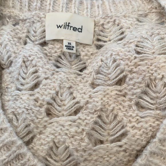 Aritzia Sweater - Picture 2 of 4